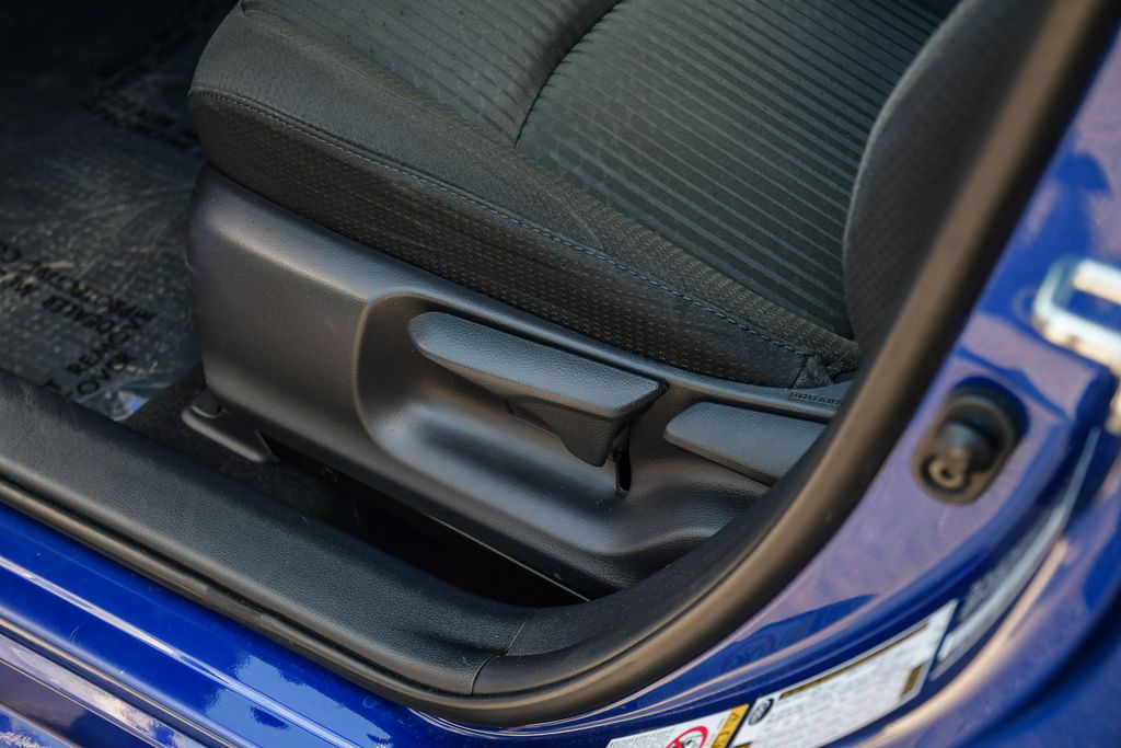Thumbnail: 2017 Toyota Prius - 26