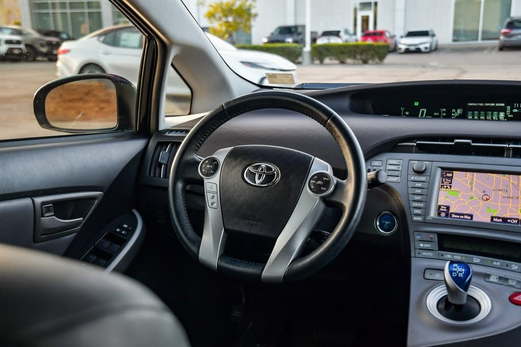 2012 Toyota Prius Four 2