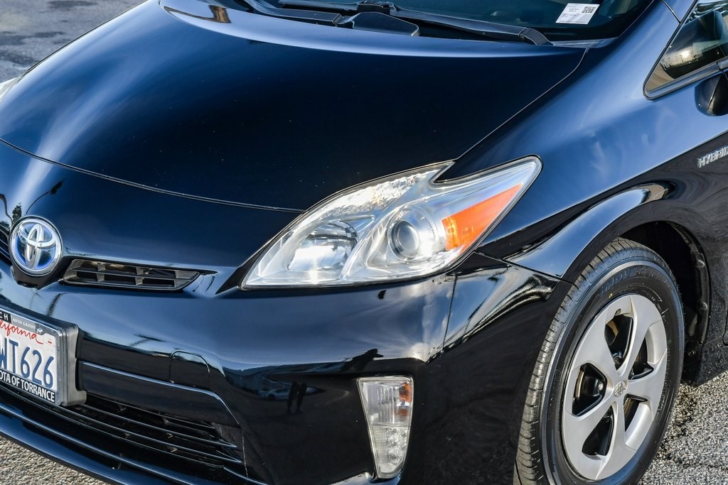 2012 Toyota Prius Four 18