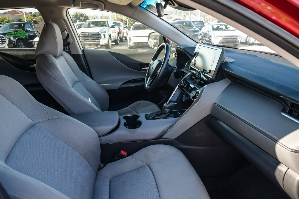 Thumbnail: 2021 Toyota Venza - 9