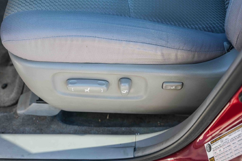 Thumbnail: 2006 Toyota Highlander - 23