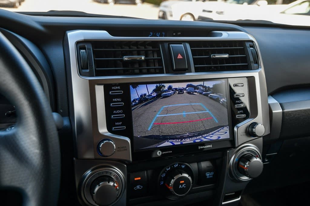 Thumbnail: 2023 Toyota 4Runner - 26