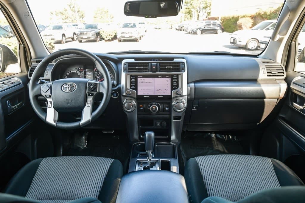 Thumbnail: 2023 Toyota 4Runner - 8