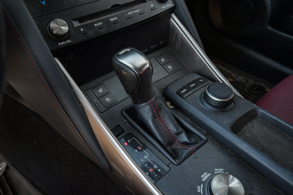 Thumbnail: 2018 Lexus IS - 13