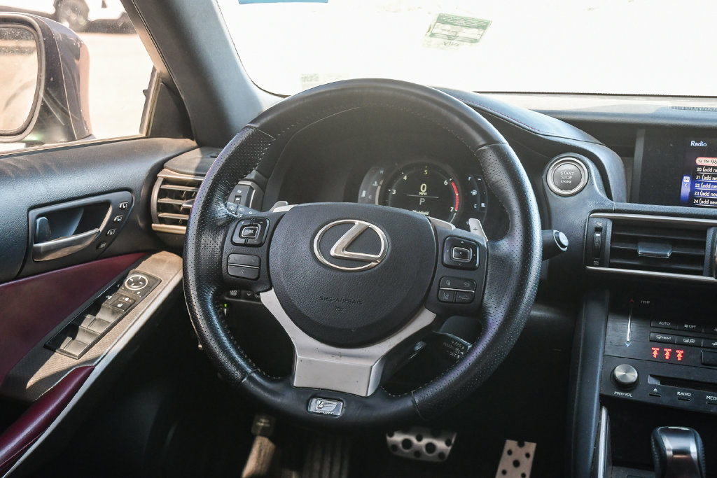 Thumbnail: 2018 Lexus IS - 2