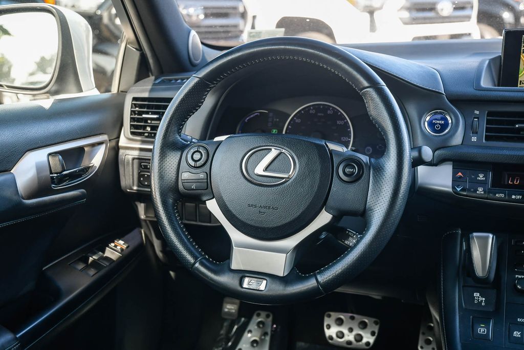Thumbnail: 2014 Lexus CT - 2