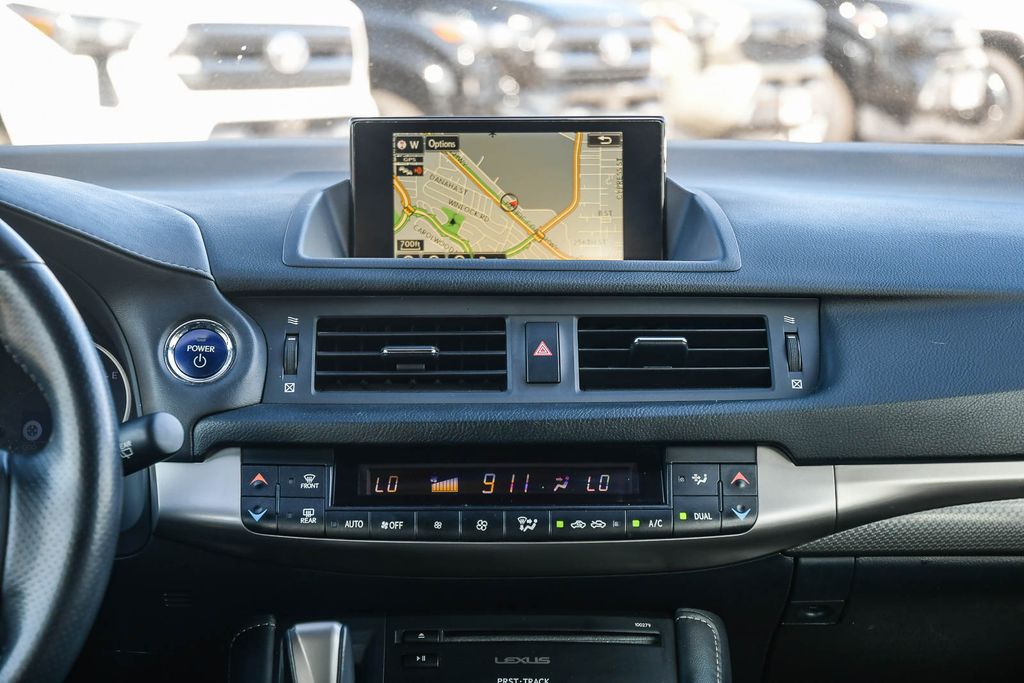 Thumbnail: 2014 Lexus CT - 14