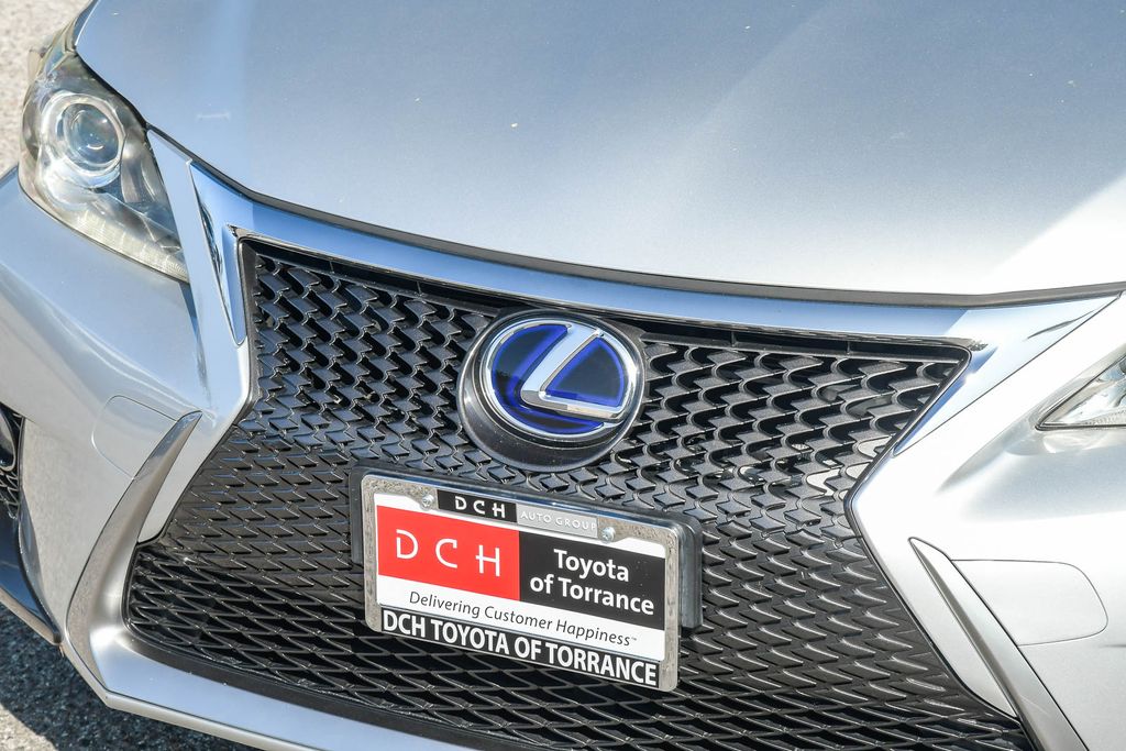 Thumbnail: 2014 Lexus CT - 18