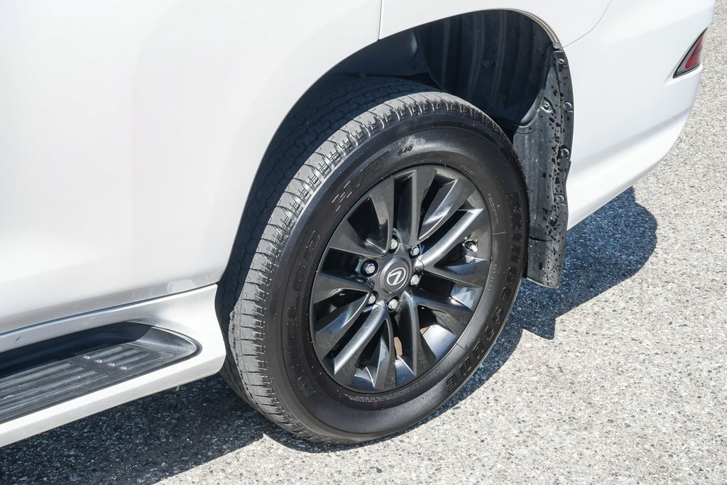 Thumbnail: 2023 Lexus GX - 20