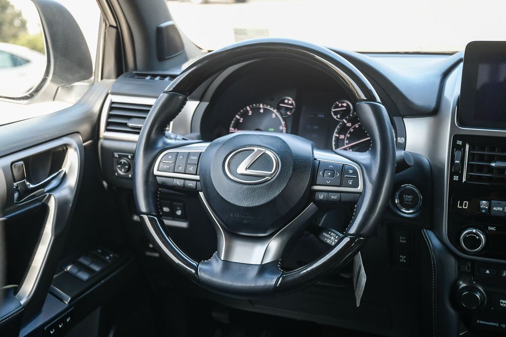 Thumbnail: 2023 Lexus GX - 2