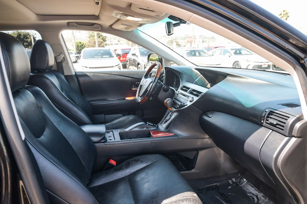 Thumbnail: 2010 Lexus RX - 9