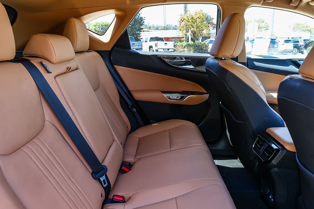 Thumbnail: 2024 Lexus ES - 12
