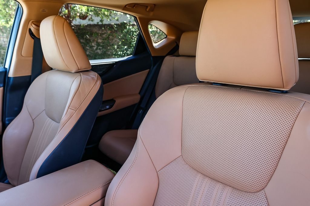 Thumbnail: 2024 Lexus ES - 29