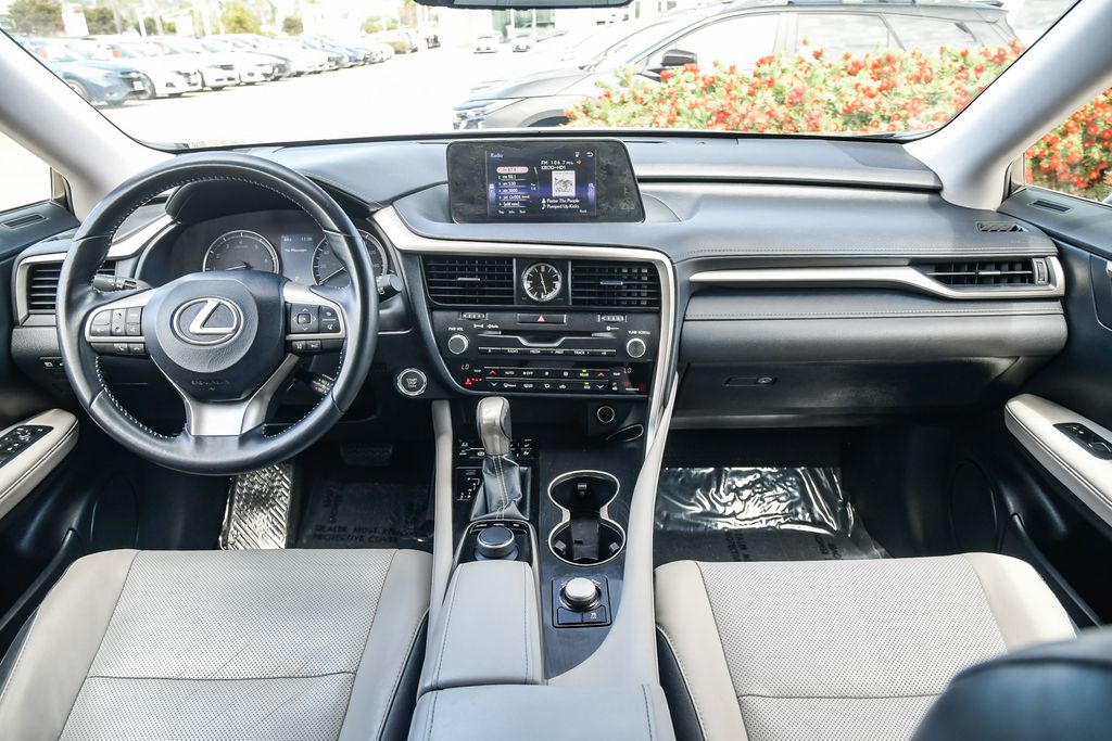 Thumbnail: 2018 Lexus RX - 8