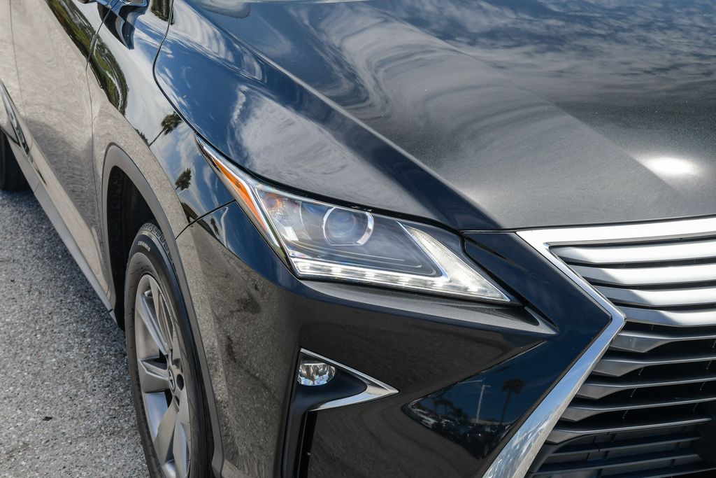 Thumbnail: 2018 Lexus RX - 17
