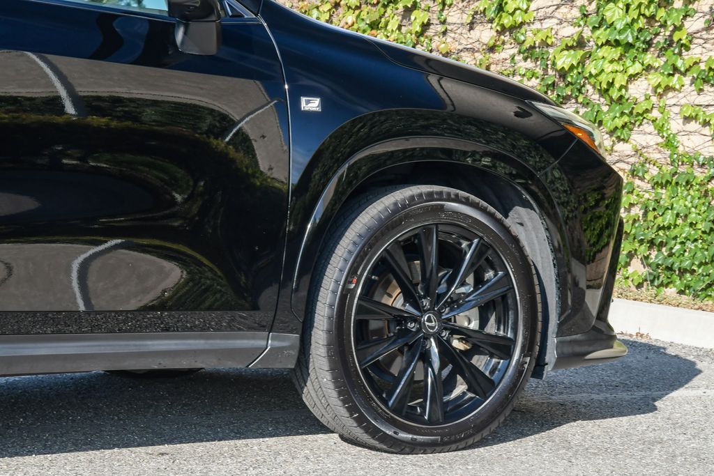 Thumbnail: 2024 Lexus ES - 23