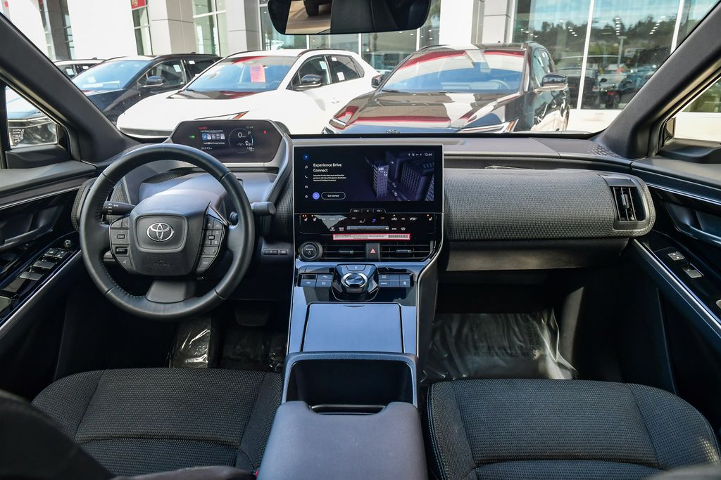 Thumbnail: 2024 Toyota bZ4X - 9