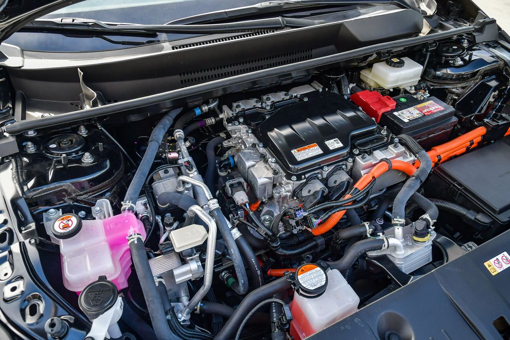 Thumbnail: 2024 Toyota bZ4X - 8