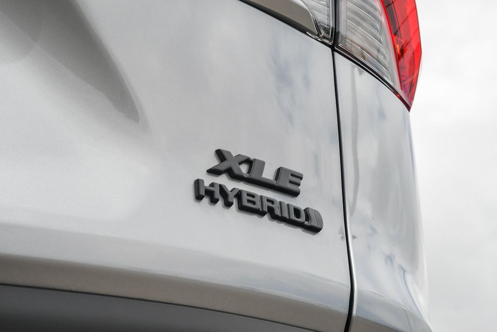 Thumbnail: 2024 Toyota RAV4 - 22