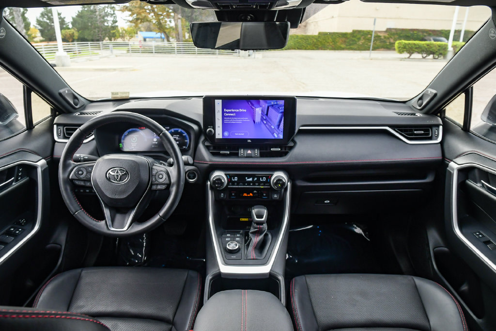 Thumbnail: 2023 Toyota RAV4 - 9