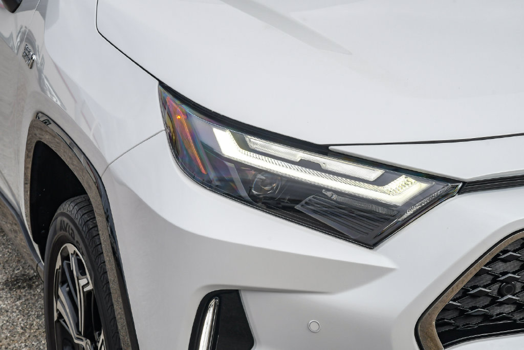 Thumbnail: 2023 Toyota RAV4 - 18