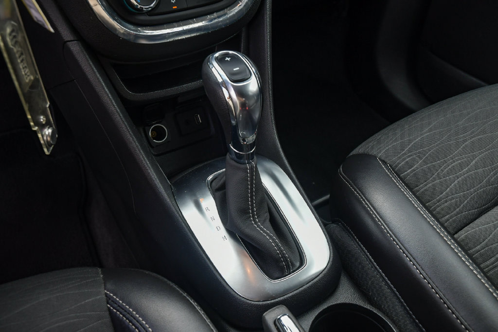 Thumbnail: 2016 Buick Encore - 14
