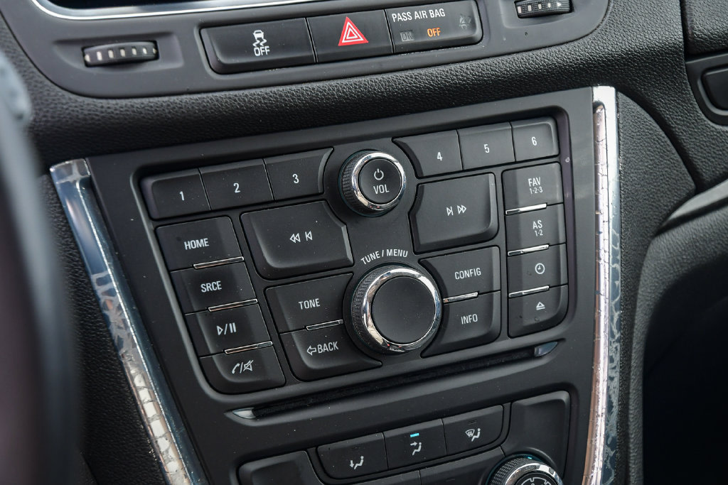 Thumbnail: 2016 Buick Encore - 28