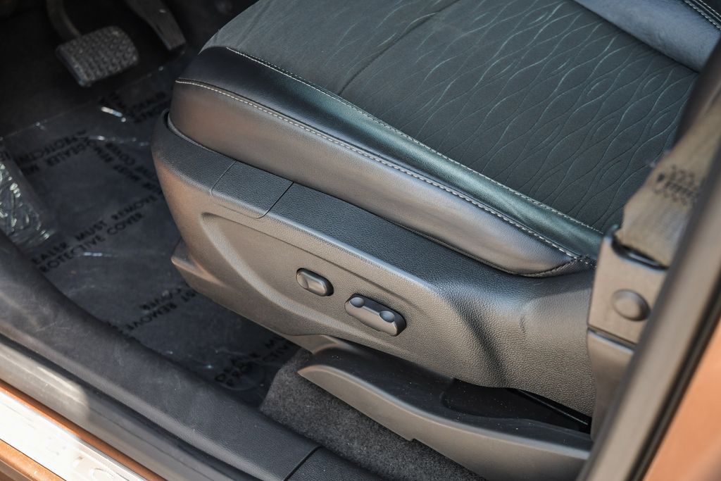 Thumbnail: 2016 Buick Encore - 25