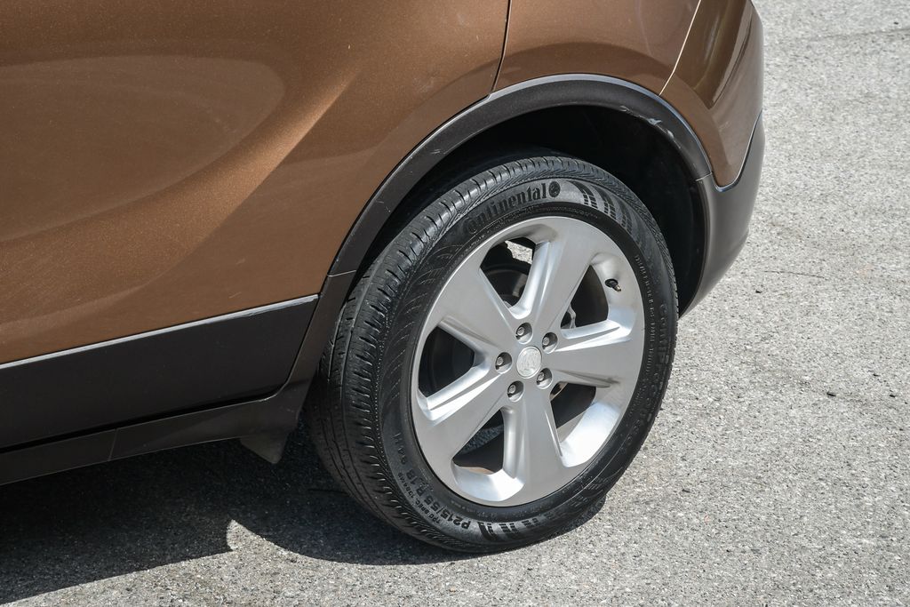Thumbnail: 2016 Buick Encore - 21