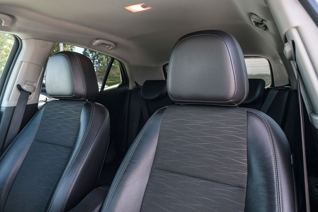 Thumbnail: 2016 Buick Encore - 22