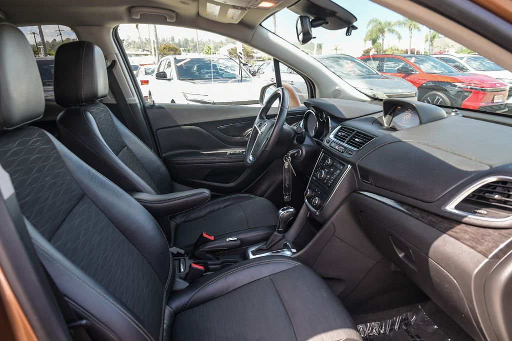 Thumbnail: 2016 Buick Encore - 10
