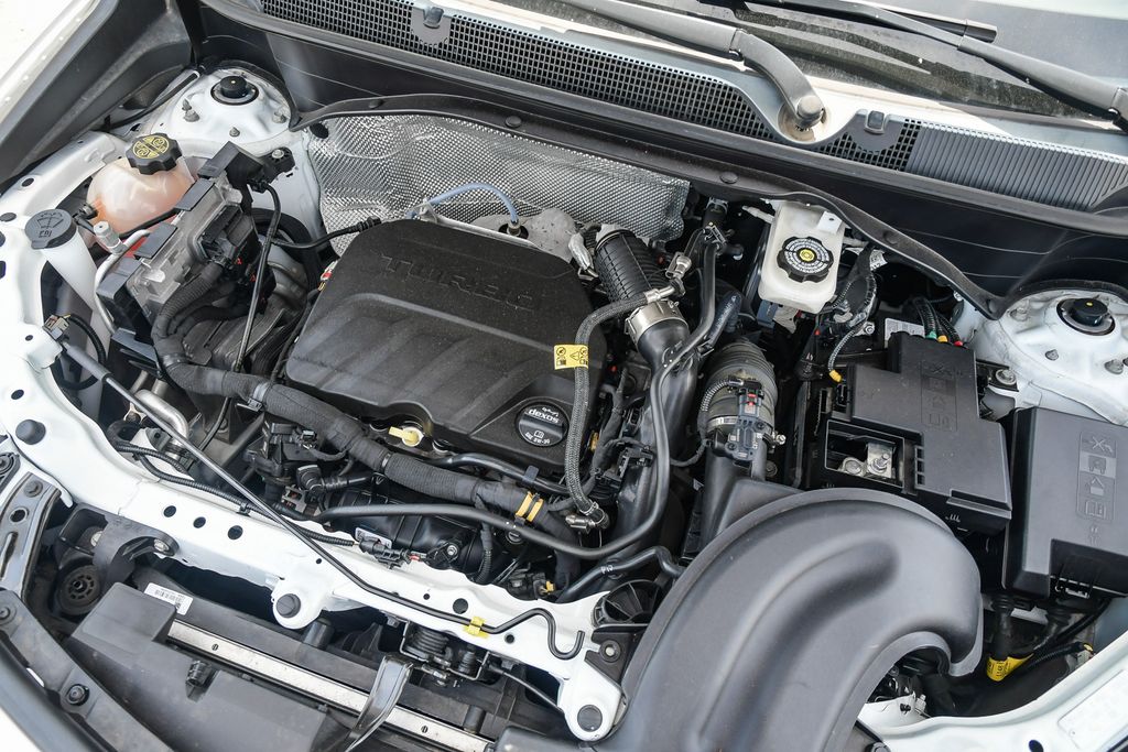 Thumbnail: 2022 Buick Encore GX - 8