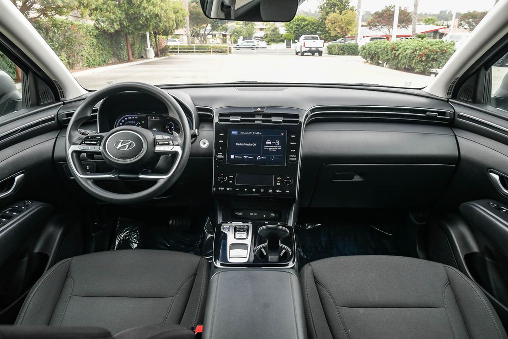Thumbnail: 2023 Hyundai Tucson - 8