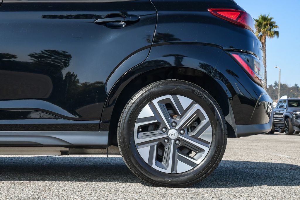 Thumbnail: 2023 Hyundai Kona - 18