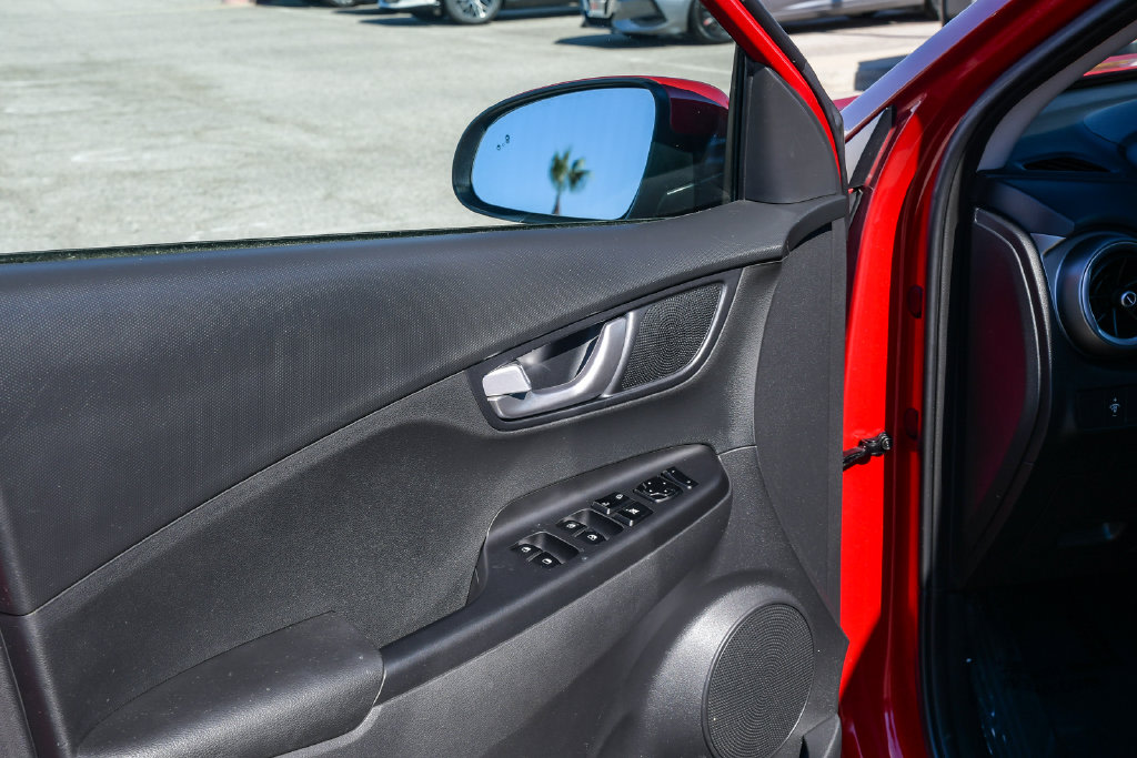 Thumbnail: 2022 Hyundai Kona - 26