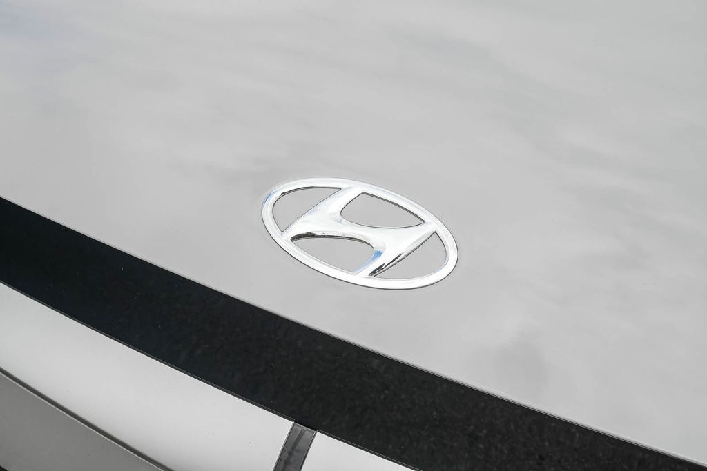 Thumbnail: 2024 Hyundai Ioniq 5 - 18