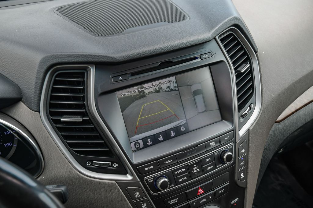 Thumbnail: 2017 Hyundai Santa Fe - 26