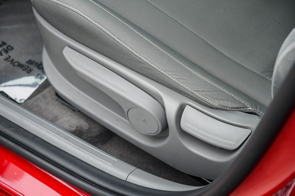 Thumbnail: 2023 Hyundai Elantra - 25