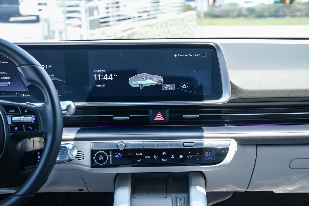 Thumbnail: 2023 Hyundai Ioniq 6 - 12
