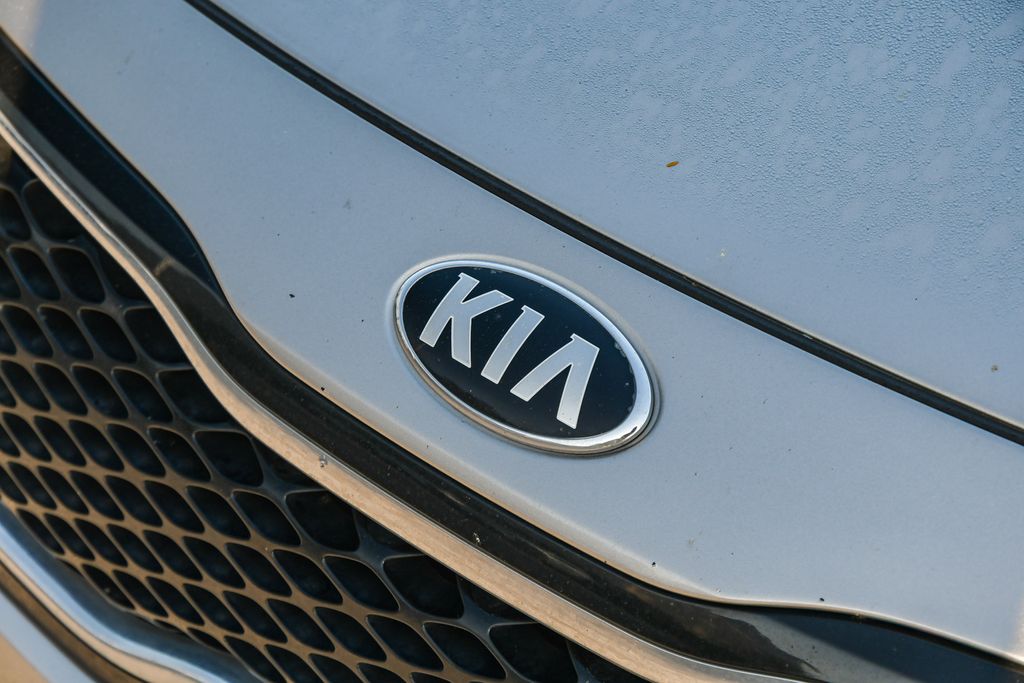 Thumbnail: 2014 Kia Optima - 6
