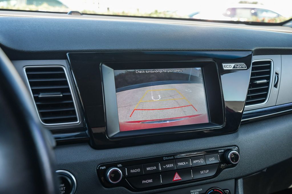 Thumbnail: 2019 Kia Niro - 24