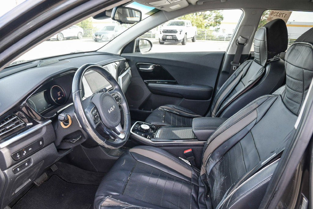 Thumbnail: 2022 Kia Niro - 11