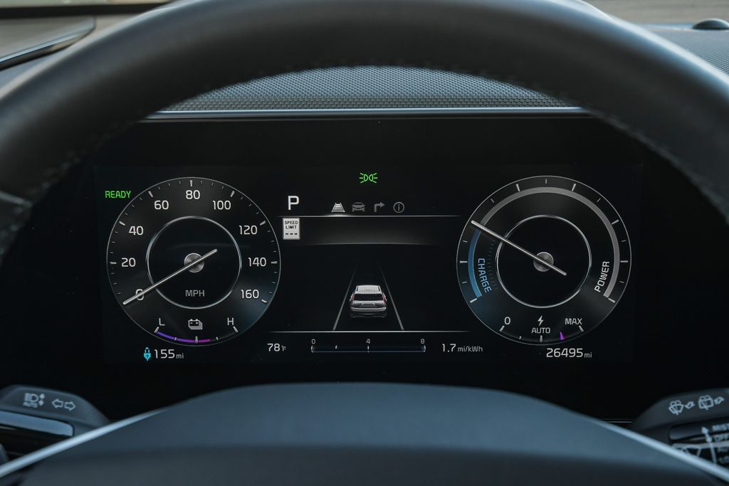 Thumbnail: 2024 Kia Niro - 16