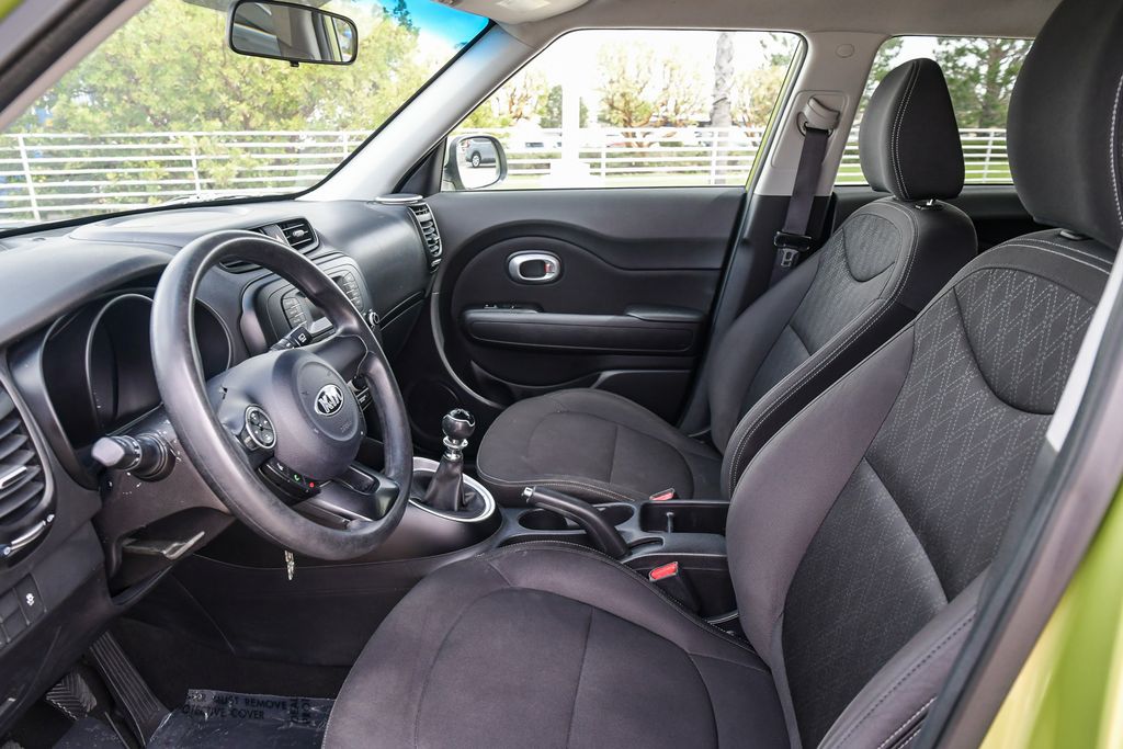 Thumbnail: 2015 Kia Soul - 10