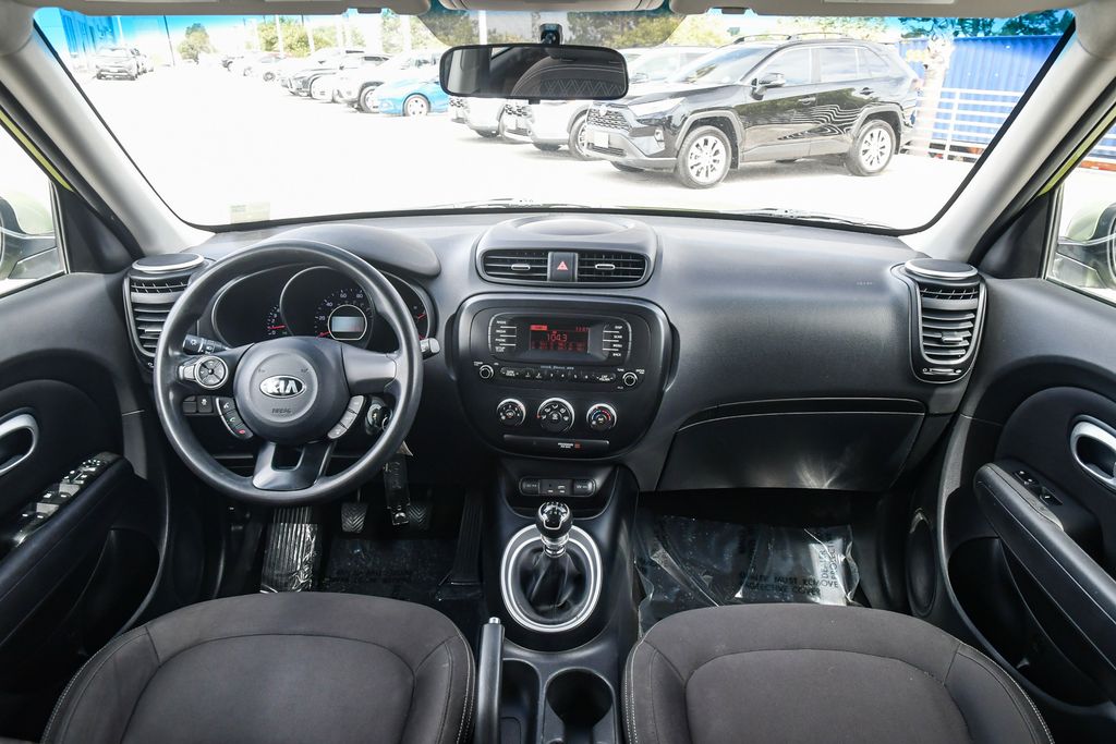 Thumbnail: 2015 Kia Soul - 9