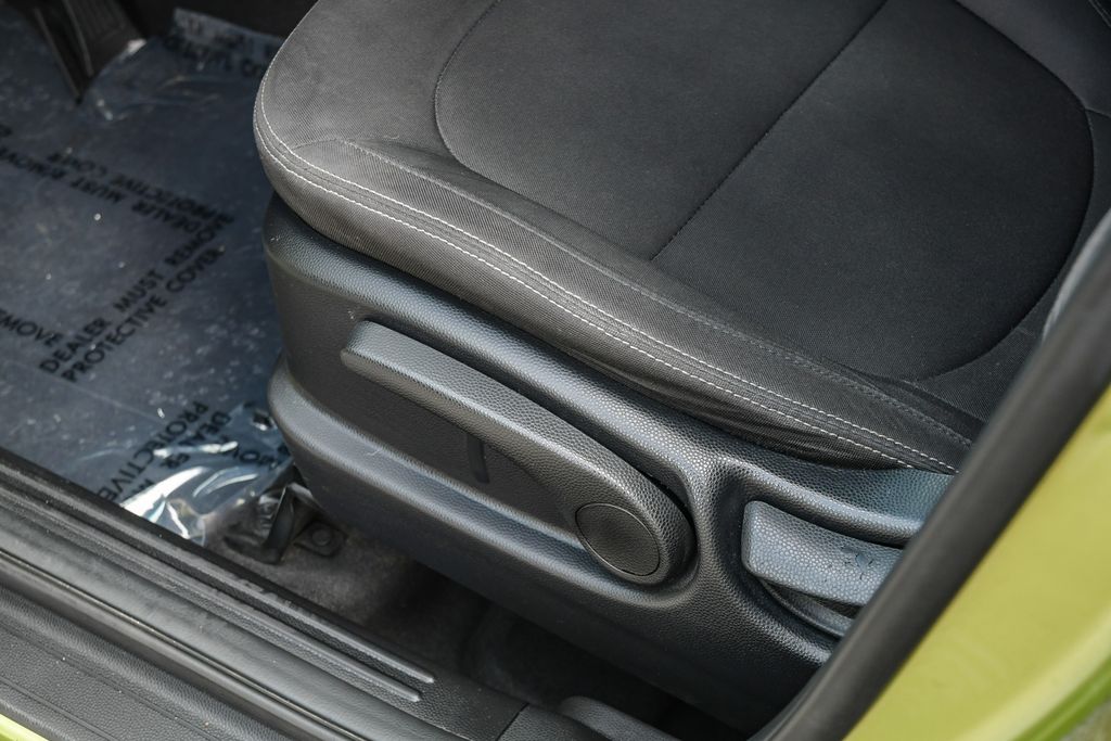 Thumbnail: 2015 Kia Soul - 28