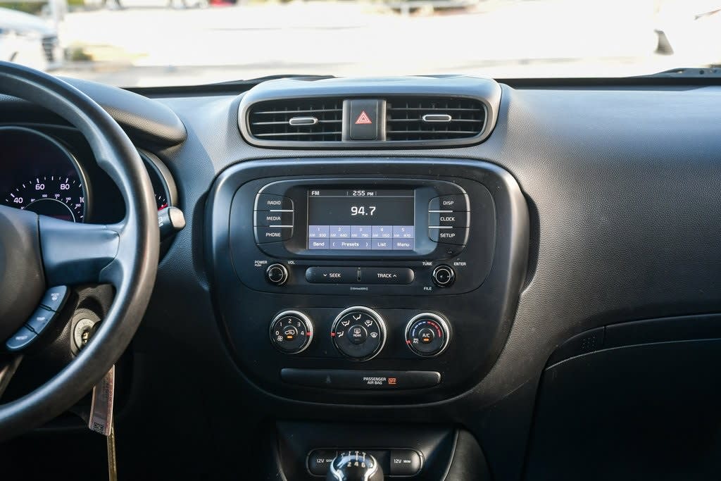 Thumbnail: 2019 Kia Soul - 13