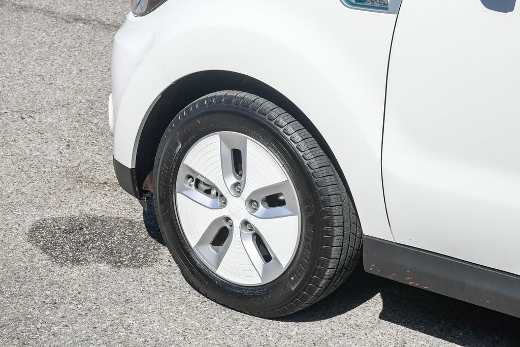 Thumbnail: 2016 Kia Soul - 7