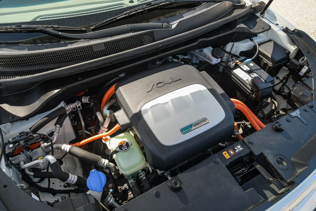 Thumbnail: 2016 Kia Soul - 8