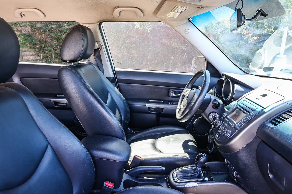Thumbnail: 2012 Kia Soul - 8